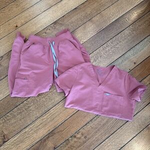 Figs Mauve Set